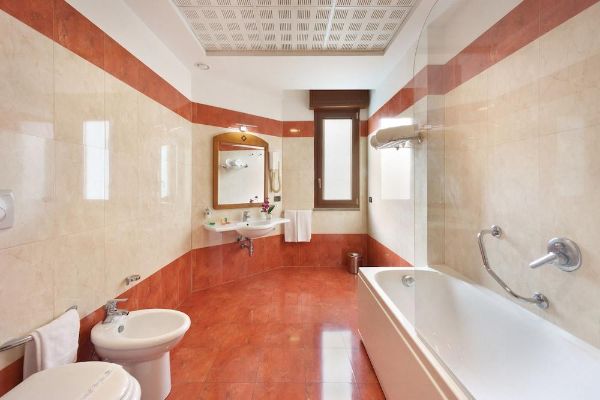 Ulisse Deluxe Hostel (Sorrent)